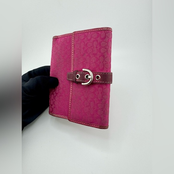 Coach Signature Mini C Canvas Fuchsia Compact Wallet with Silver Hardware - Picture 3 of 13